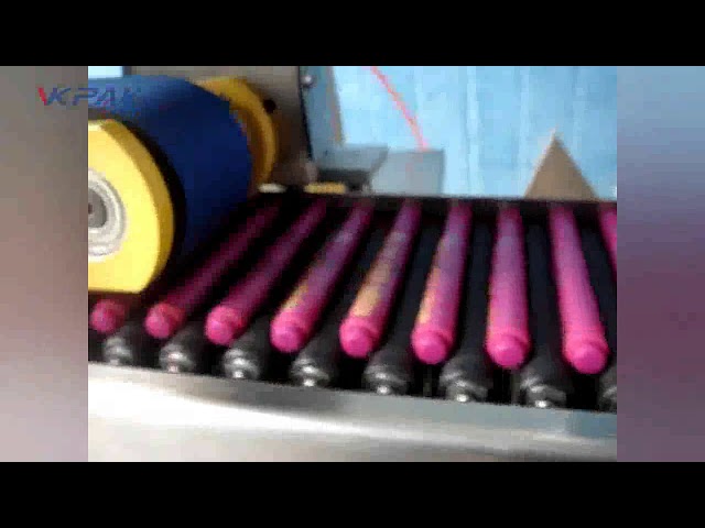Máquina automática de etiquetado en barra de bálsamo labial de crayones
